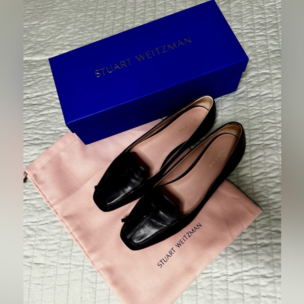 Stuart Weitzman beautiful new with box and dust bag flats